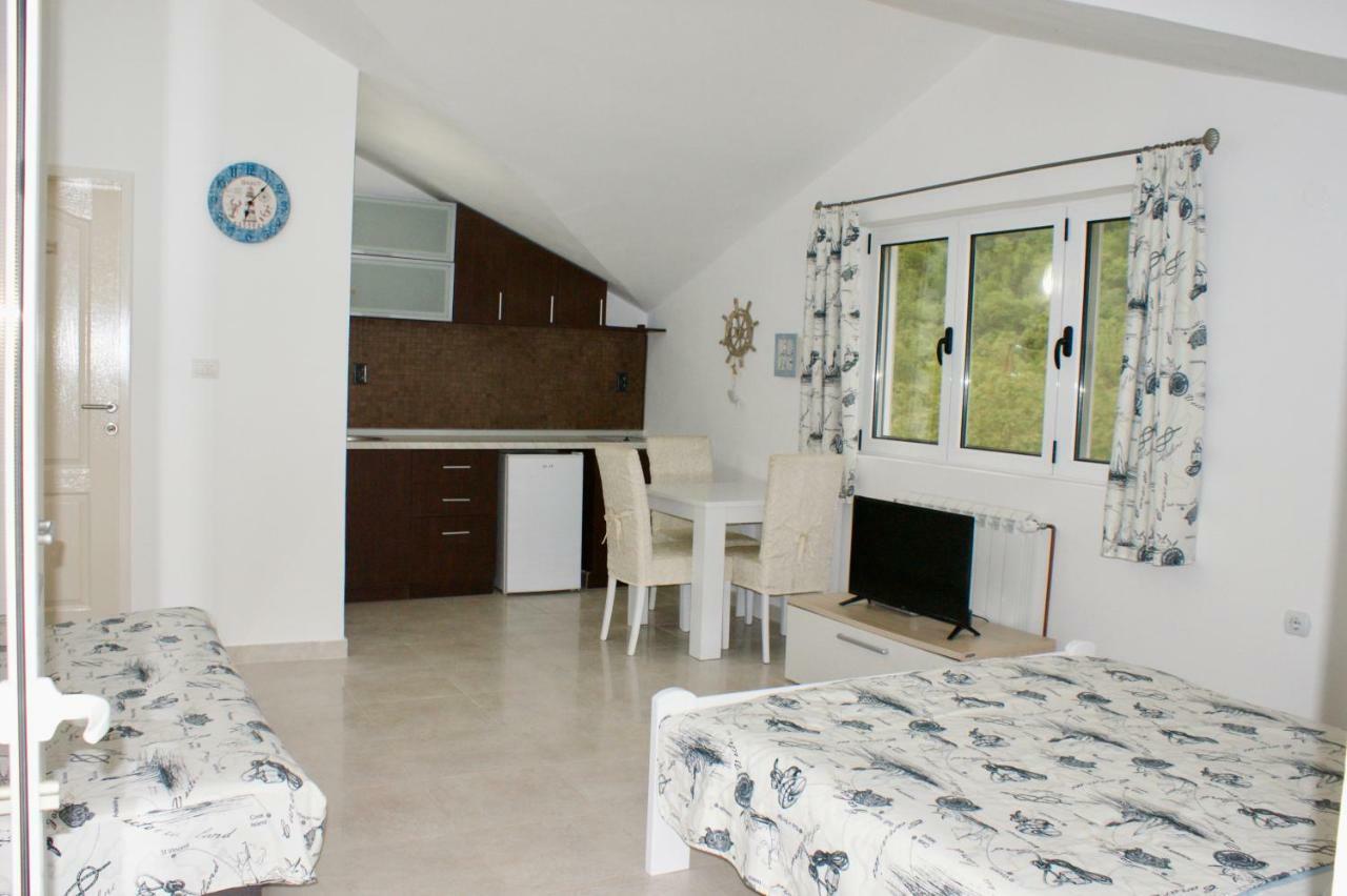 Studio Apartments Morinj Zewnętrze zdjęcie